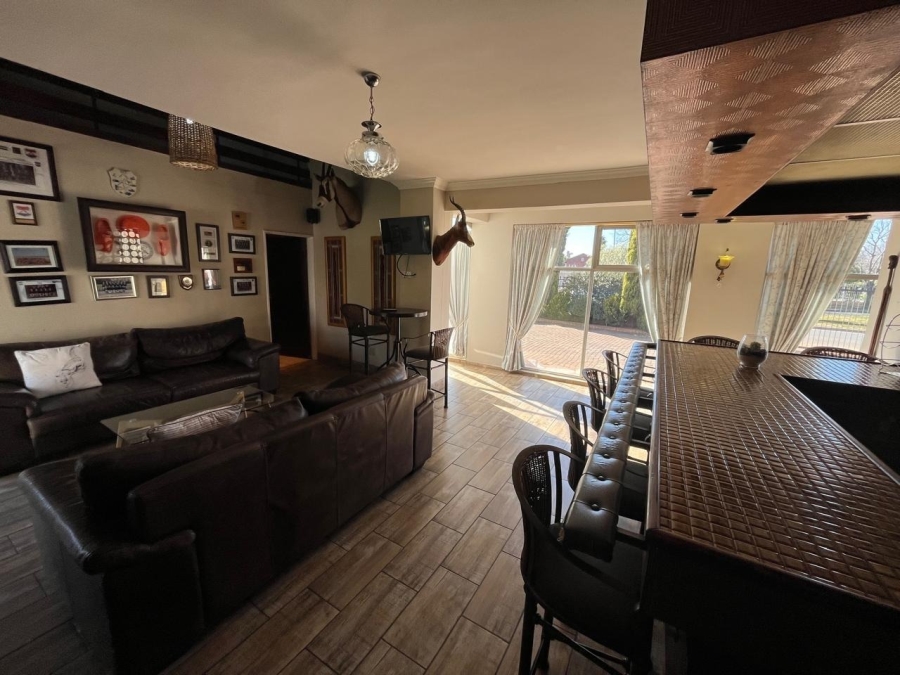 19 Bedroom Property for Sale in Universitas Free State